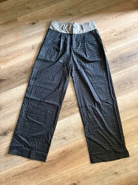 High-Waist Wide-Leg Plaid Pants with Contrast Waistband